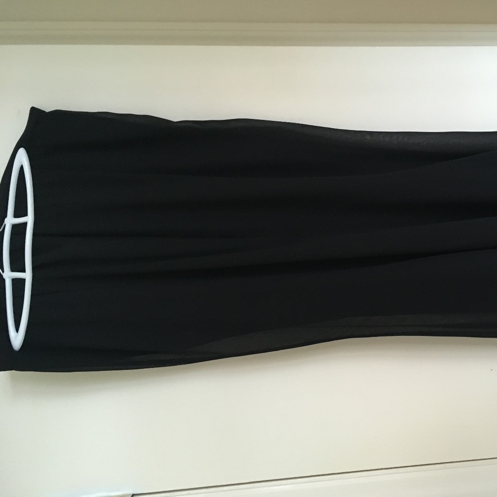 Floor-length black trumpet skirt